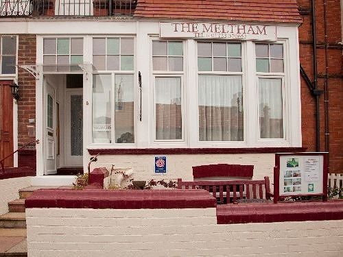 The Meltham Guest House Скарборо Экстерьер фото